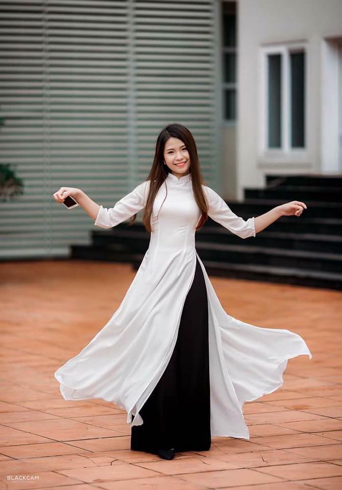 Áo Dài Trắng 4 Tà - Áo Dài Cô Sáu